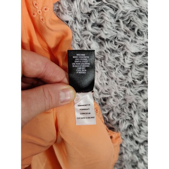 TORRID Eyelet Tie Front Tank Women SZ 1X Papaya Punch Coral V-Neck Scallop Beach - Picture 9 of 9